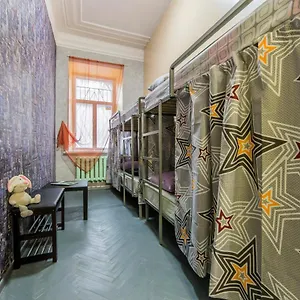 https://hostel-dmitrievskaya.hotels-of-kiev.com