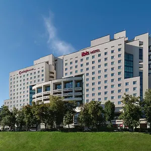 https://ibis-beresteiska.hotels-of-kiev.com